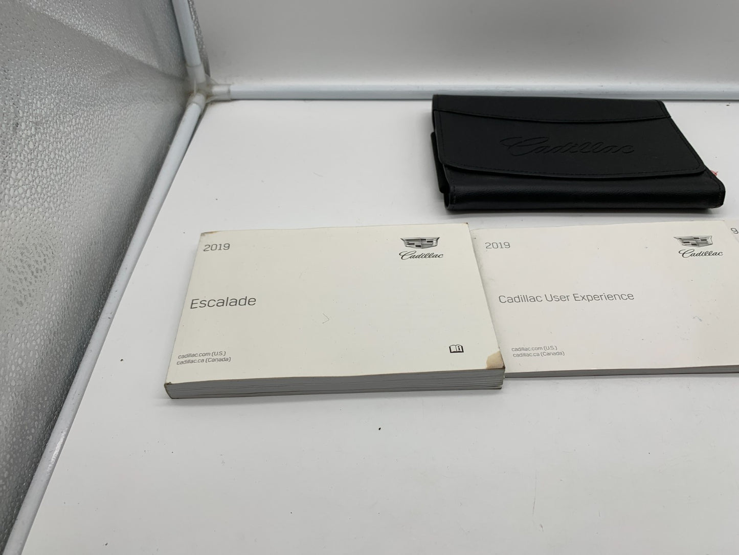 2019 Cadillac Escalade Owners Manual Set with Case OEM E02B41022