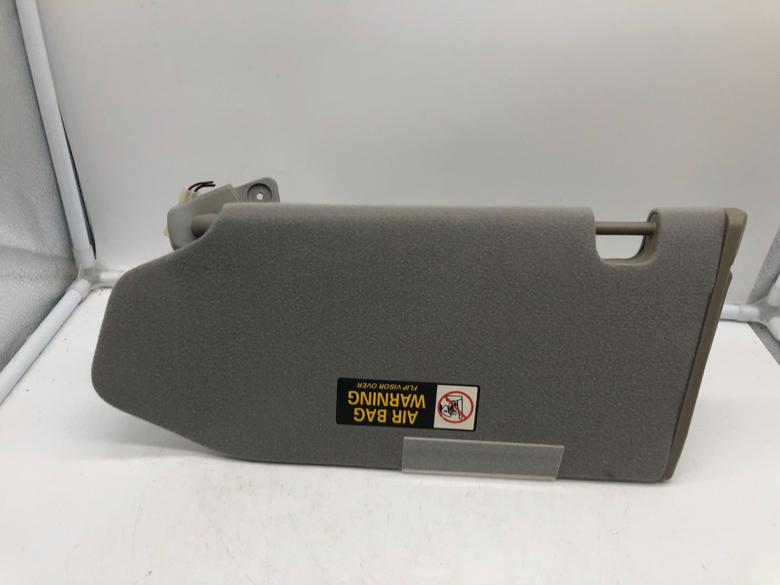 2005 Nissan Maxima Passenger Sun Visor Illuminated Gray OEM A01B21008