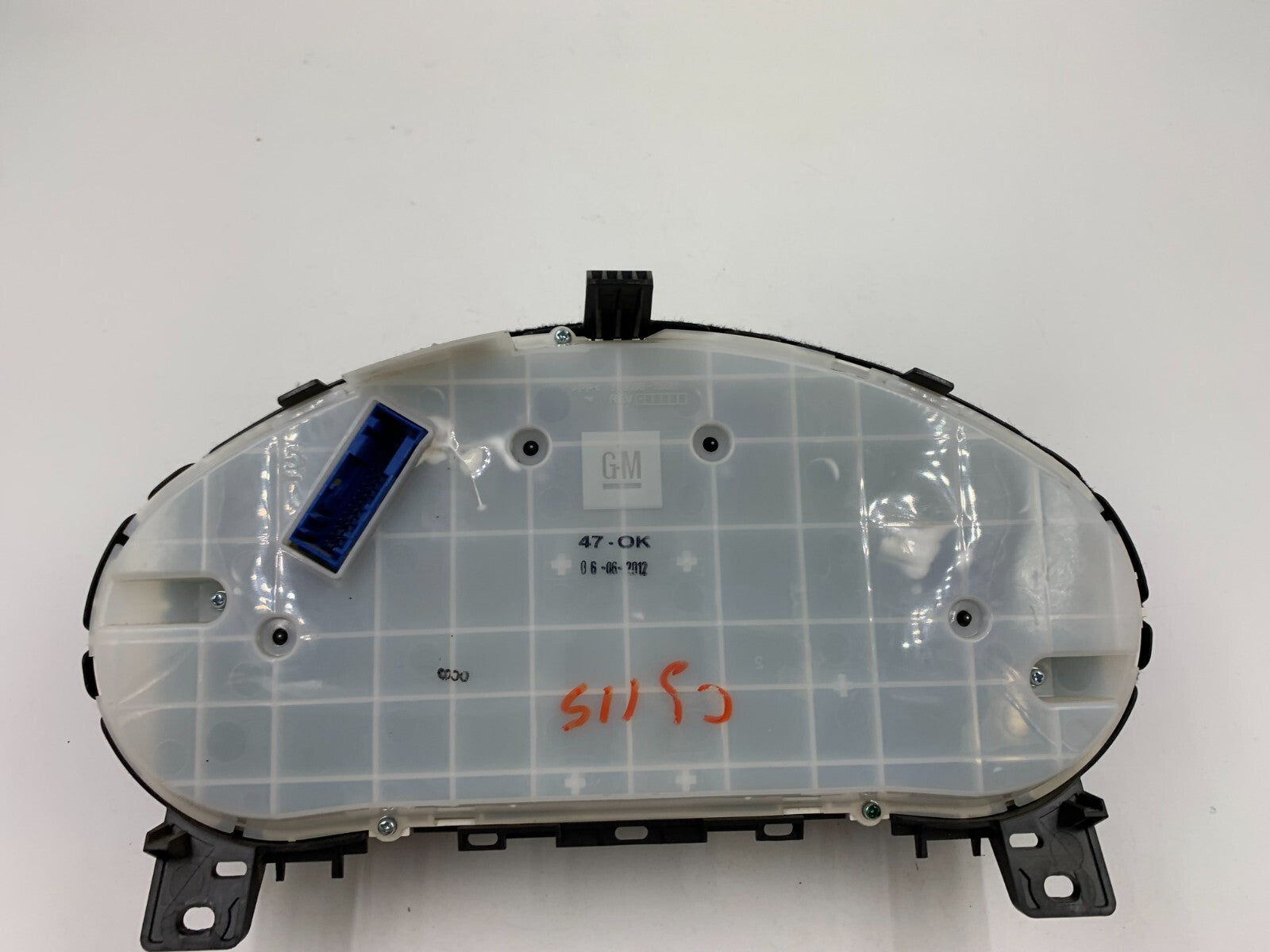 2013 Buick Verano Speedometer Instrument Cluster OEM D02B18081
