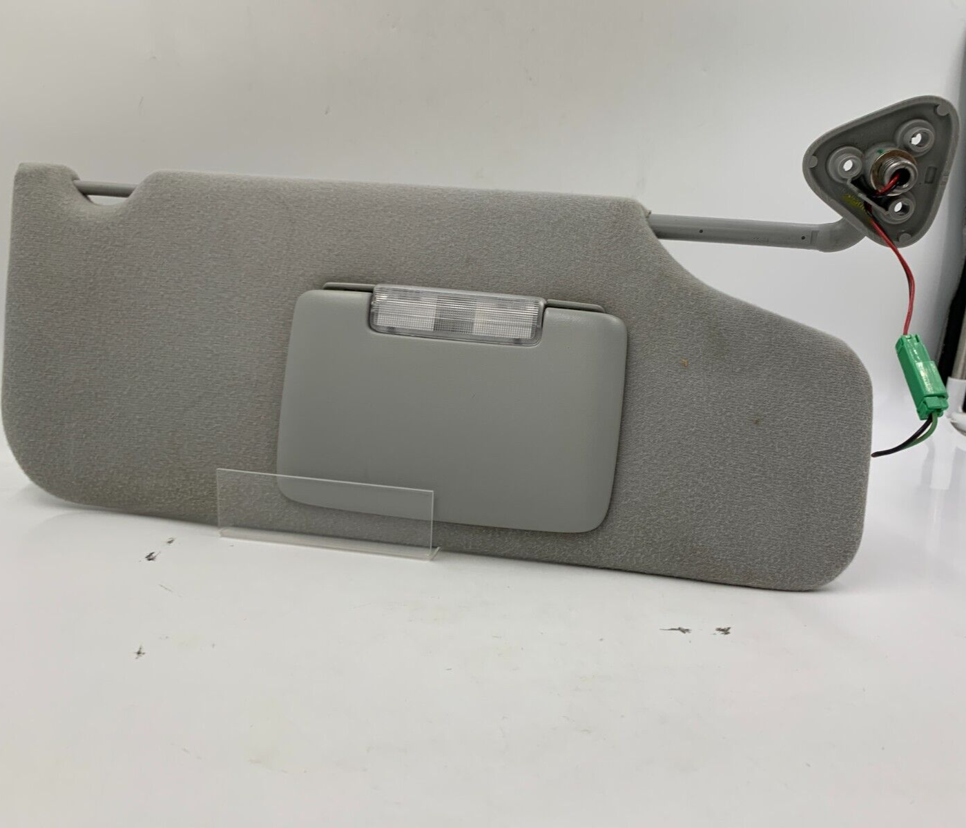 2005-2007 Ford Five Hundred Passenger Sun Visor Illuminated Gray OEM D04B46014