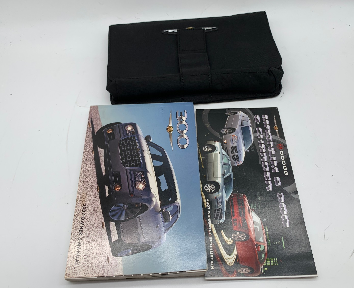 2007 Chrysler 300 Owners Manual Set with Case OEM D03B38003