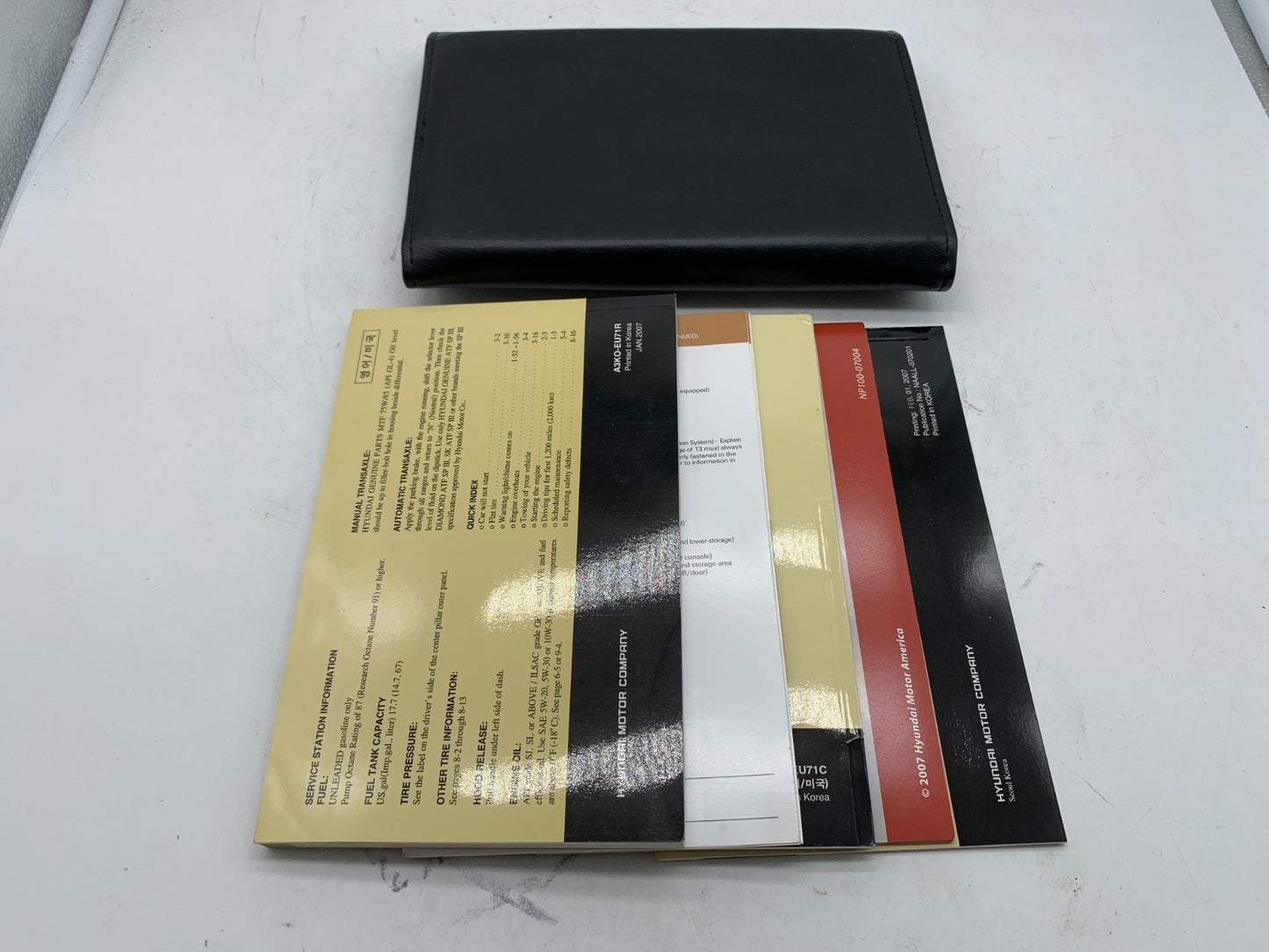 2008 Hyundai Sonata Owners Manual Case Set with Case OEM B01B20100