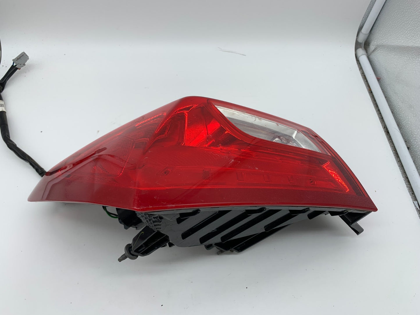 2016-2023 Chevrolet Malibu Driver Side Tail Light Taillight OEM D03B66003