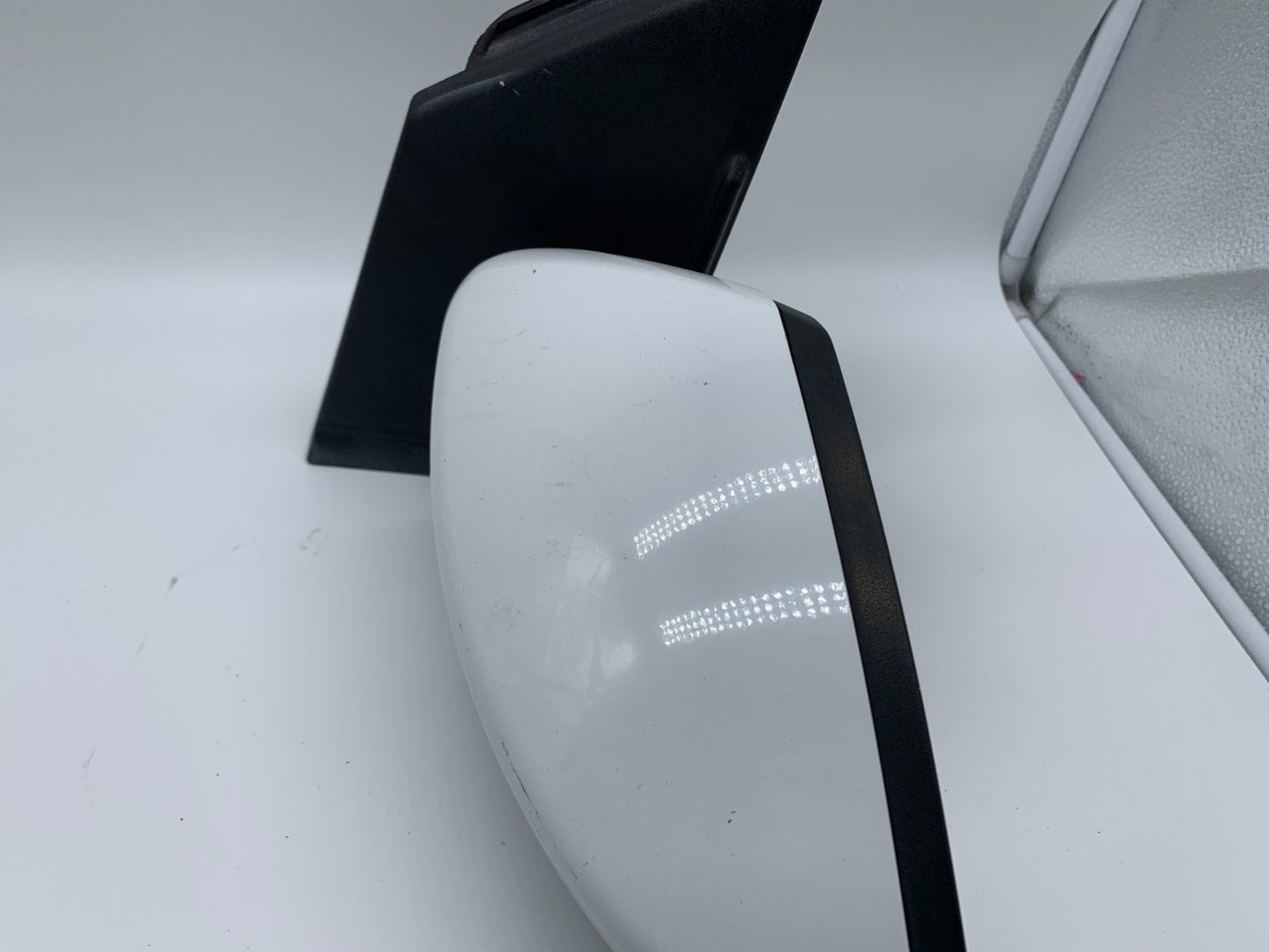 2017-2019 Ford Escape Driver Side View Power Door Mirror White OEM C04B09002