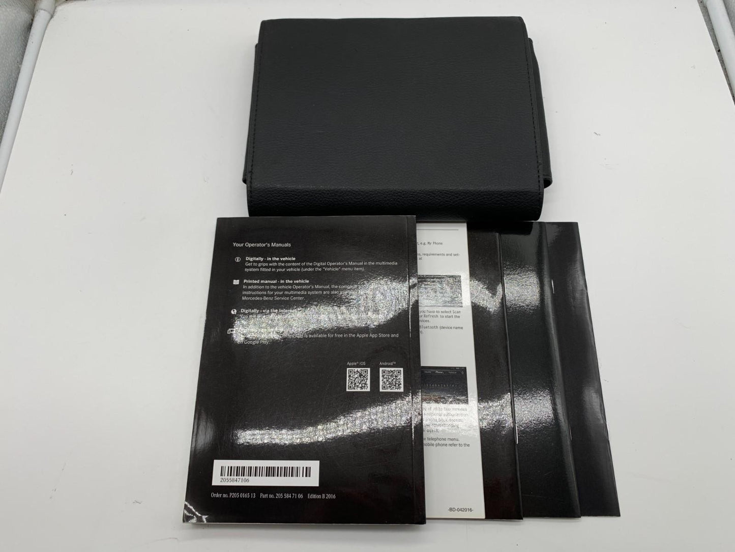 2016 Mercedes-Benz C-Class Owners Manual Set with Case OEM C04B63011