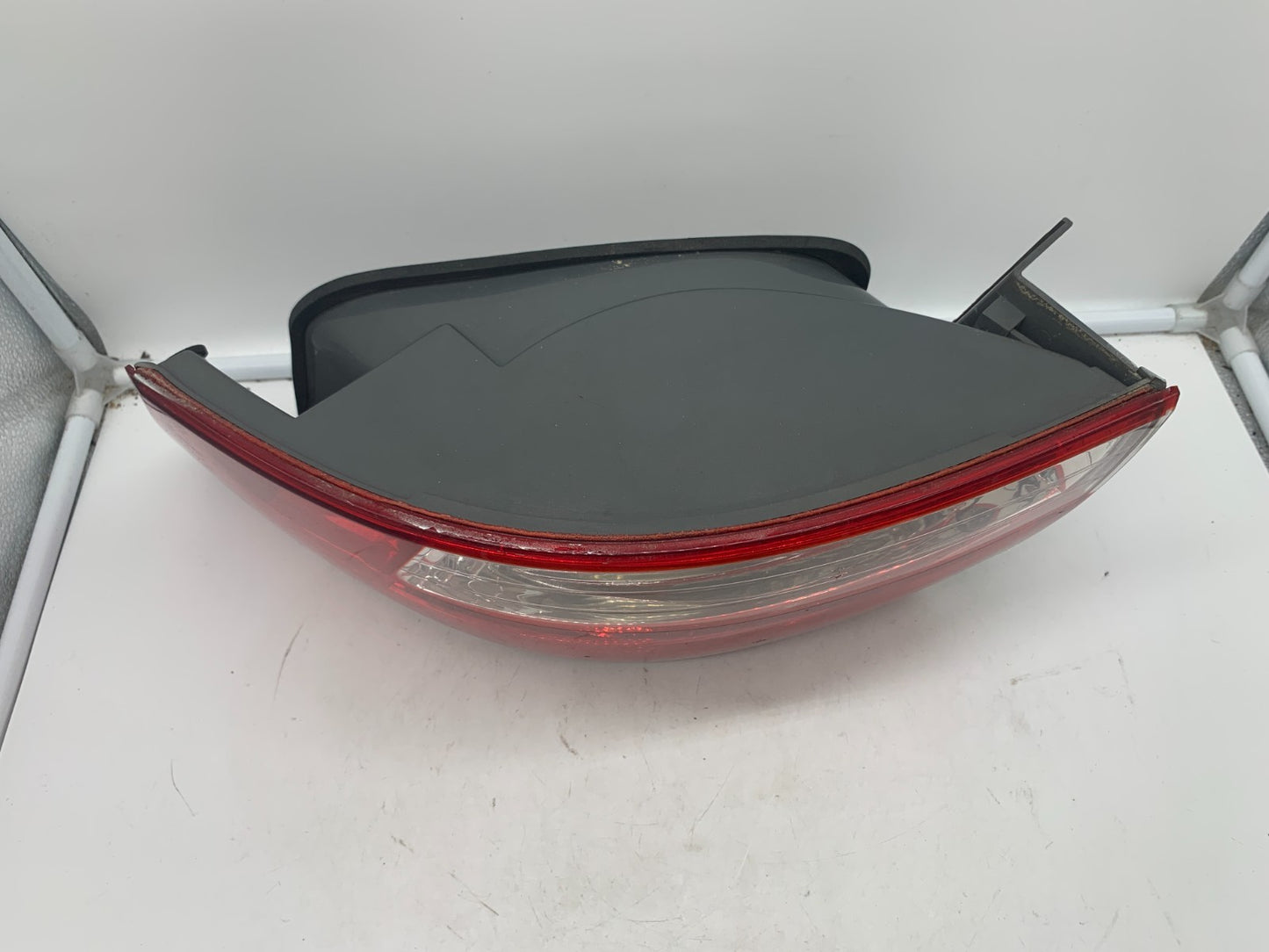 2006-2008 Hyundai Sonata Passenger Side Tail Light Taillight OEM A01B51040