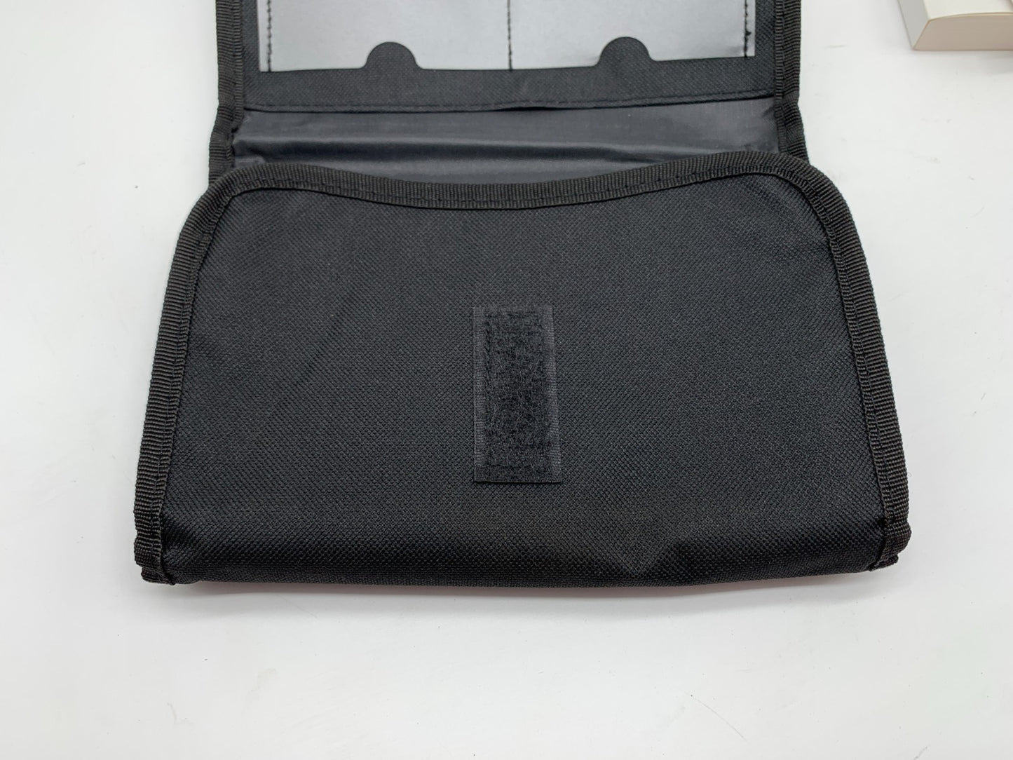 2018 Ford Fusion Owners Manual Set with Case OEM C03B08005