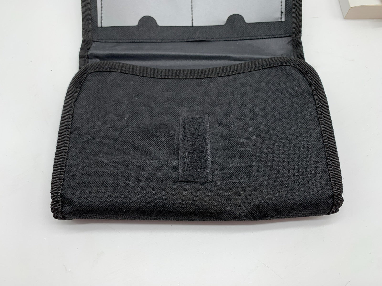 2018 Ford Fusion Owners Manual Set with Case OEM C03B08005