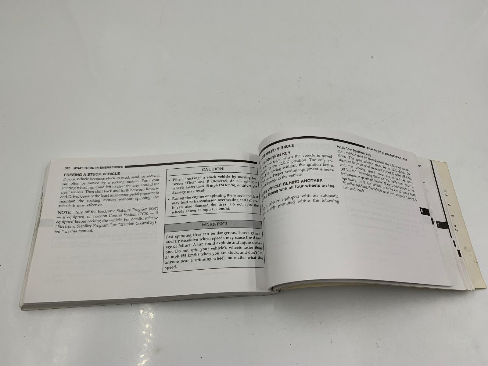 2007 Chrysler 300 Owners Manual Set with Case OEM A02B20039