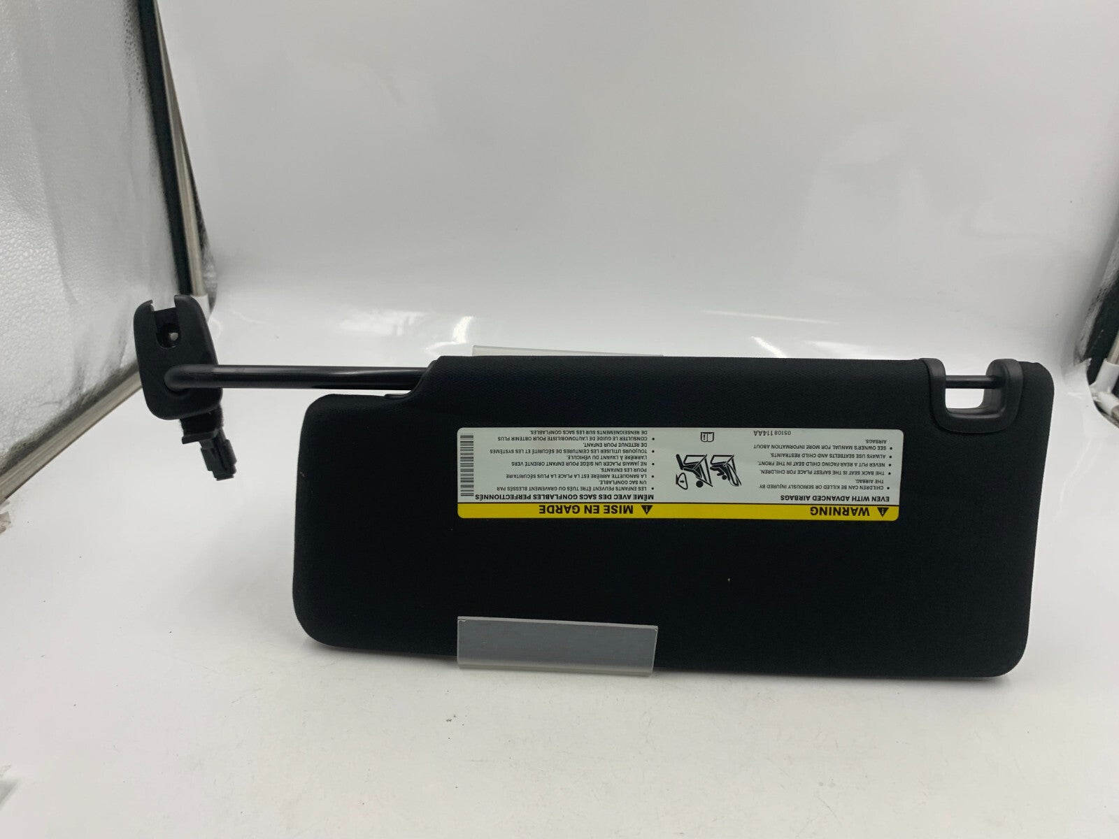 2016-2017 Chrysler 200 Sedan Passenger Sun Visor Black OEM C01B38083