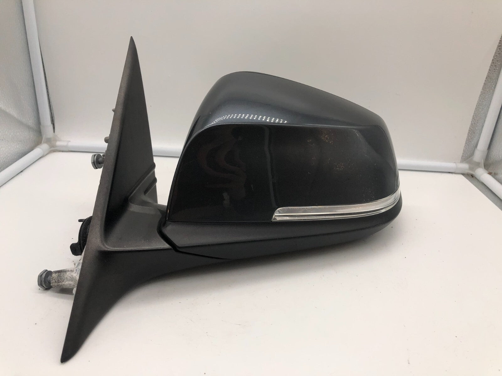 2012-2013 BMW 328i Driver Side View Power Door Mirror Gray OEM A03B37003
