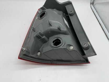 2011-2013 Kia Sorento Passenger Tail Light Taillight OEM D02B67002