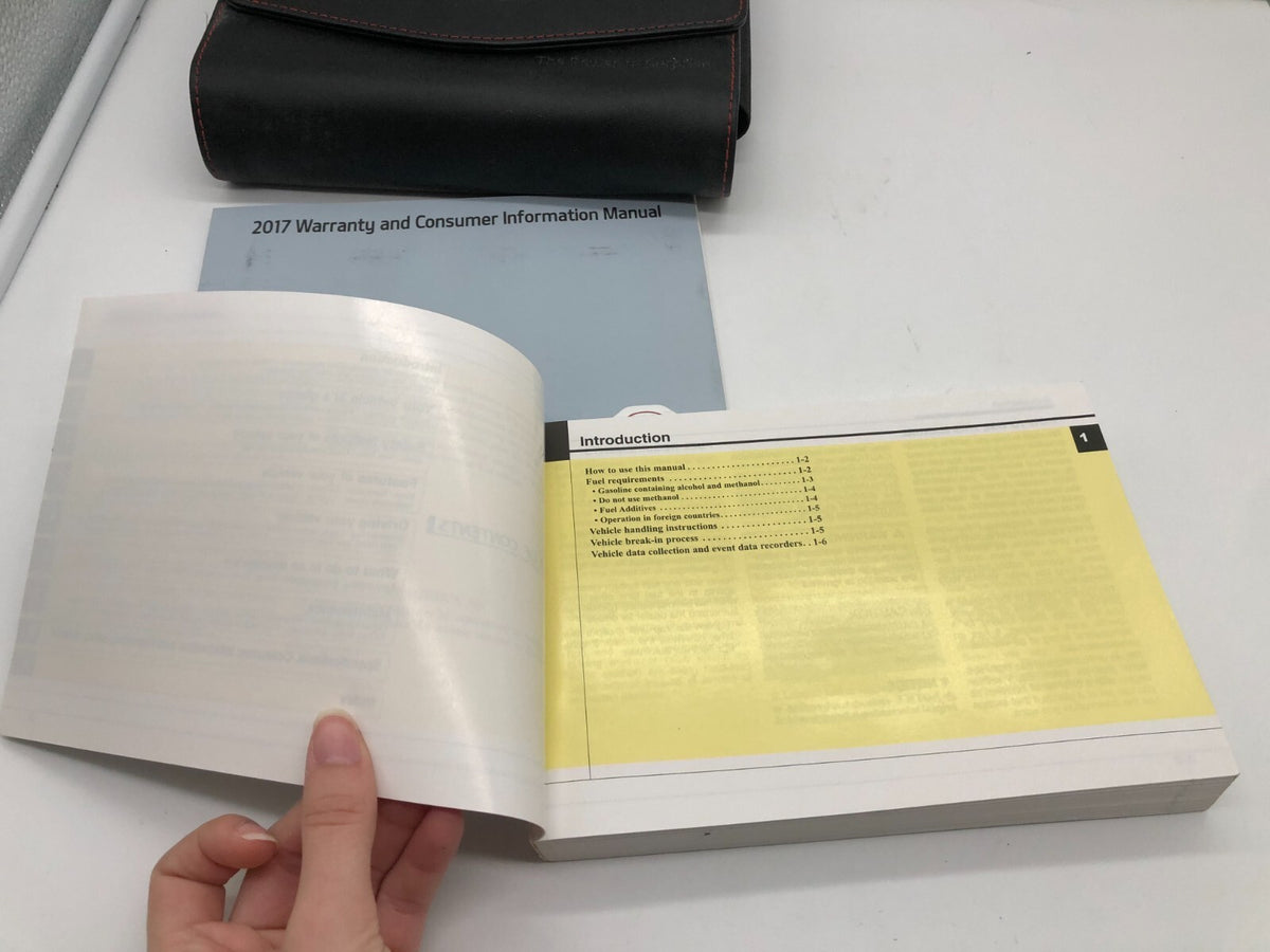 2018 Kia Sorento Owners Manual Set with Case OEM