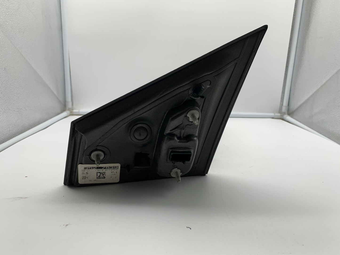 2015-2018 Ford Edge Passenger Side View Power Door Mirror White BSA C03B57005