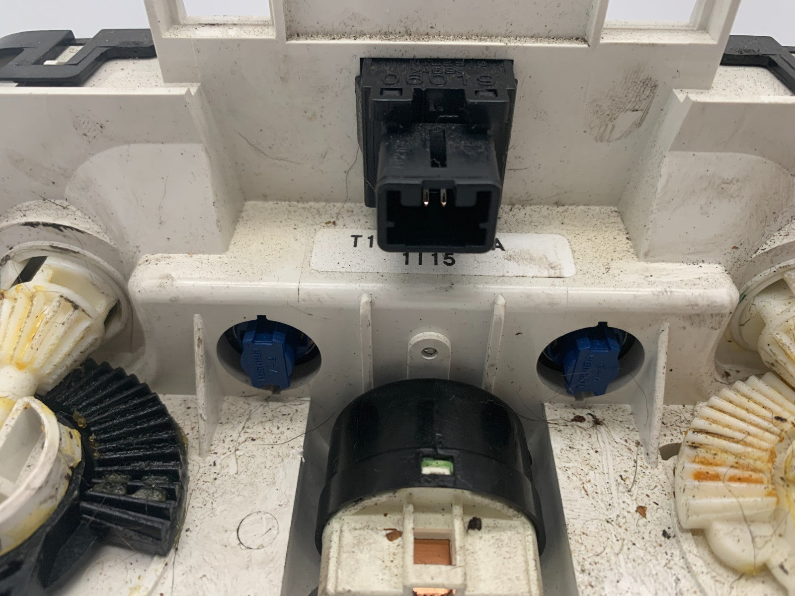 2012 Subaru Forester Climate Control AC Heater Temperature Unit OEM 72311SC010