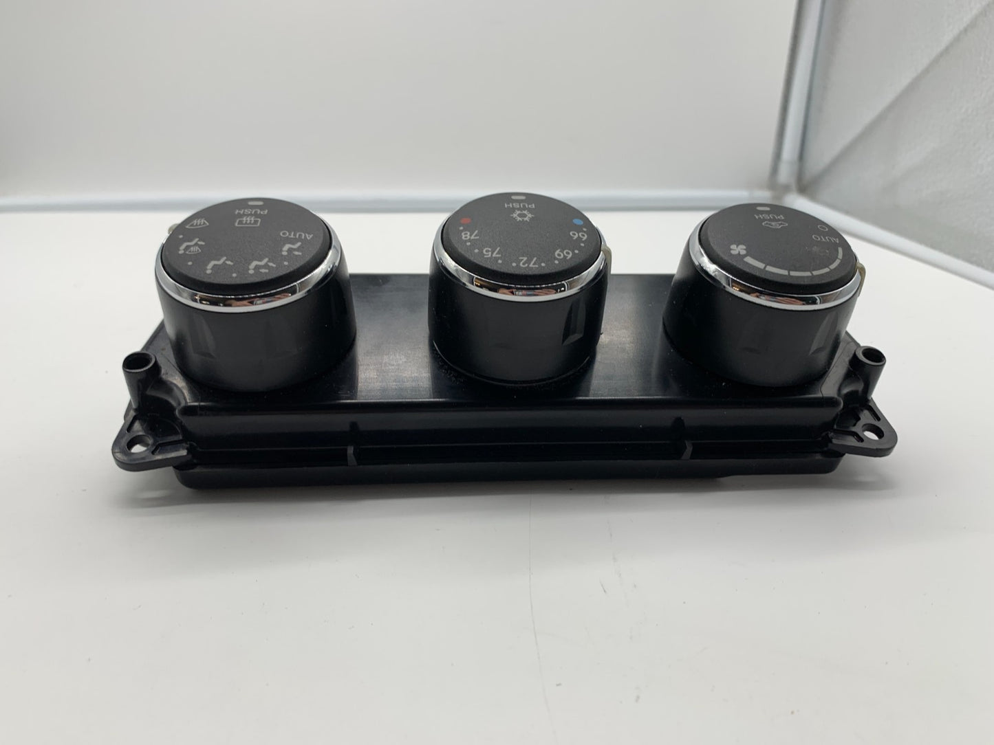 2011-2014 Chrysler 200 AC Heater Climate Control Unit OEM C03B66017