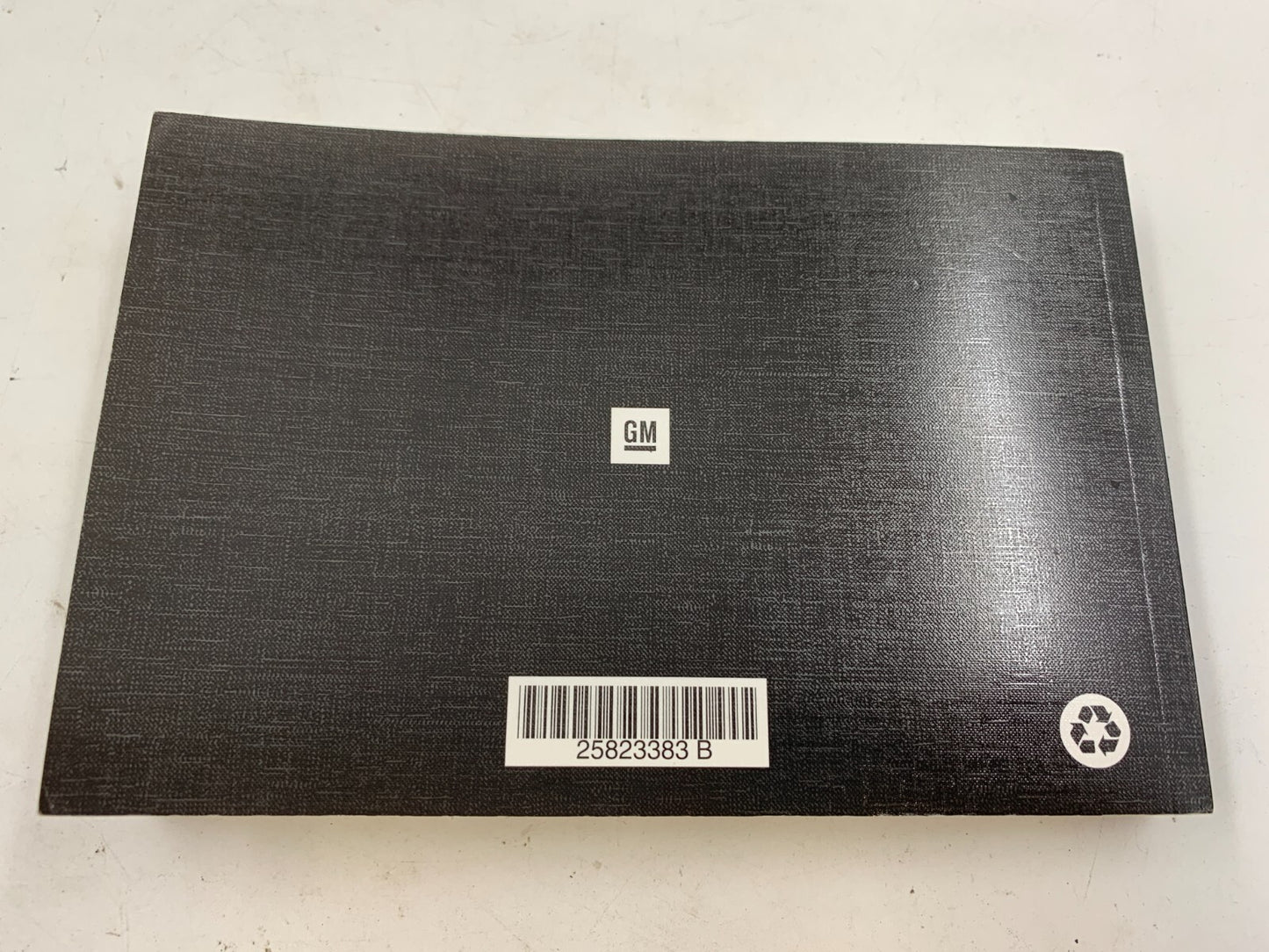 2010 Cadillac SRX Owners Manual Set with Case OEM C04B31052