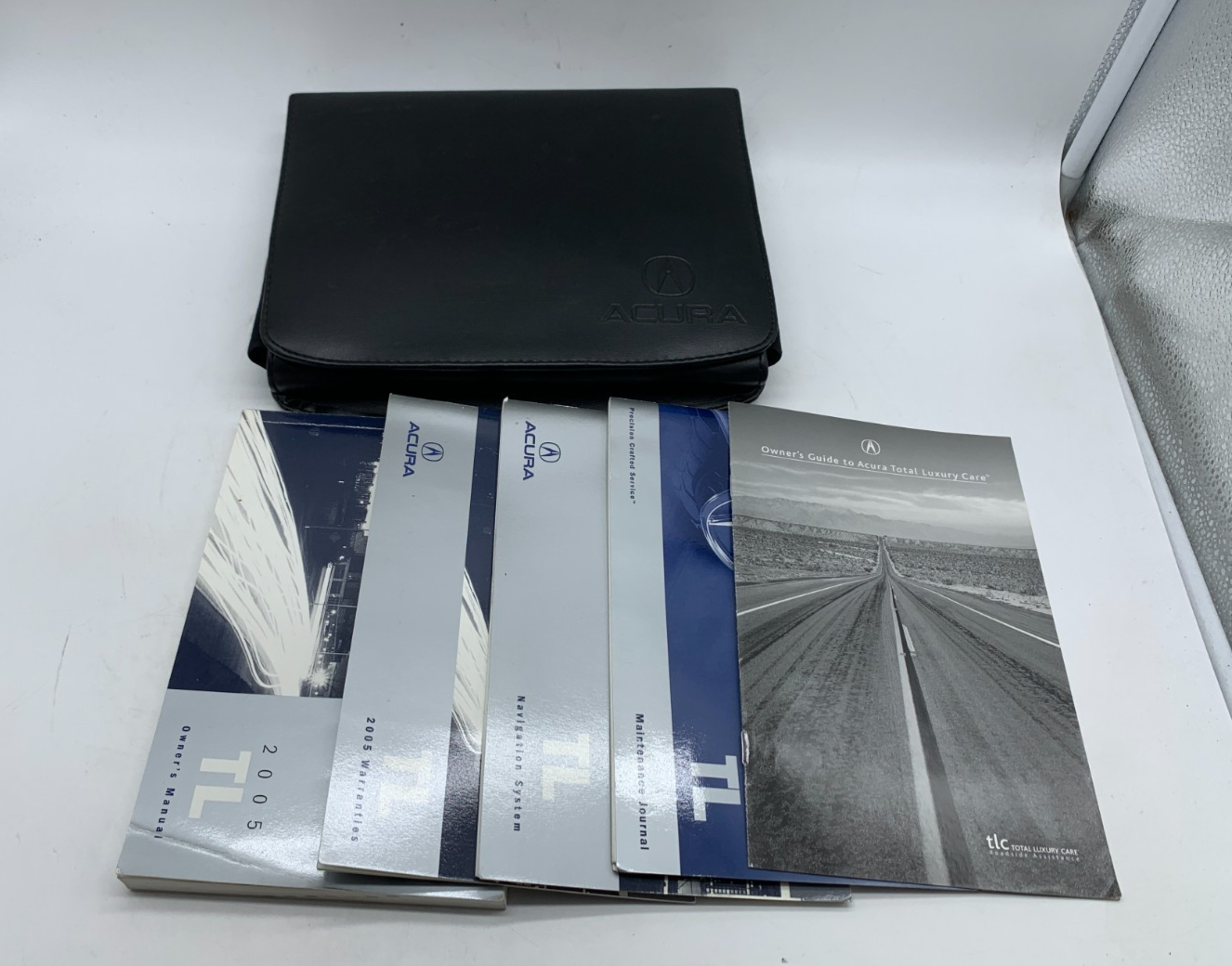 2005 Acura TL Owners Manual Set with Case OEM C02B50016