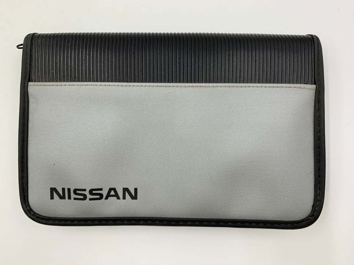 2004 Nissan Maxima Owners Manual with Case OEM C04B41022