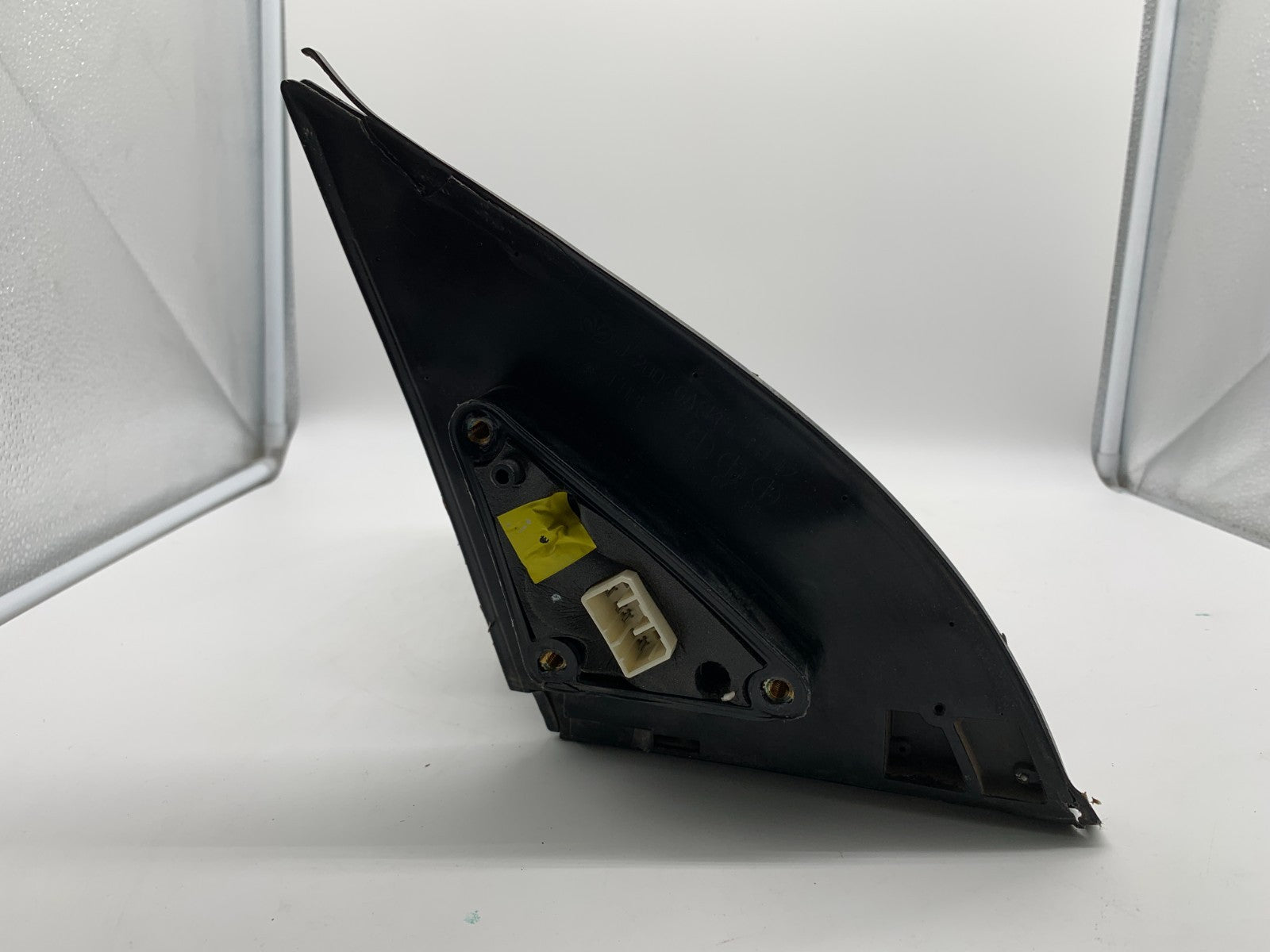 2004-2008 Suzuki Forenza Driver Side View Power Door Mirror White OEM C03B29011