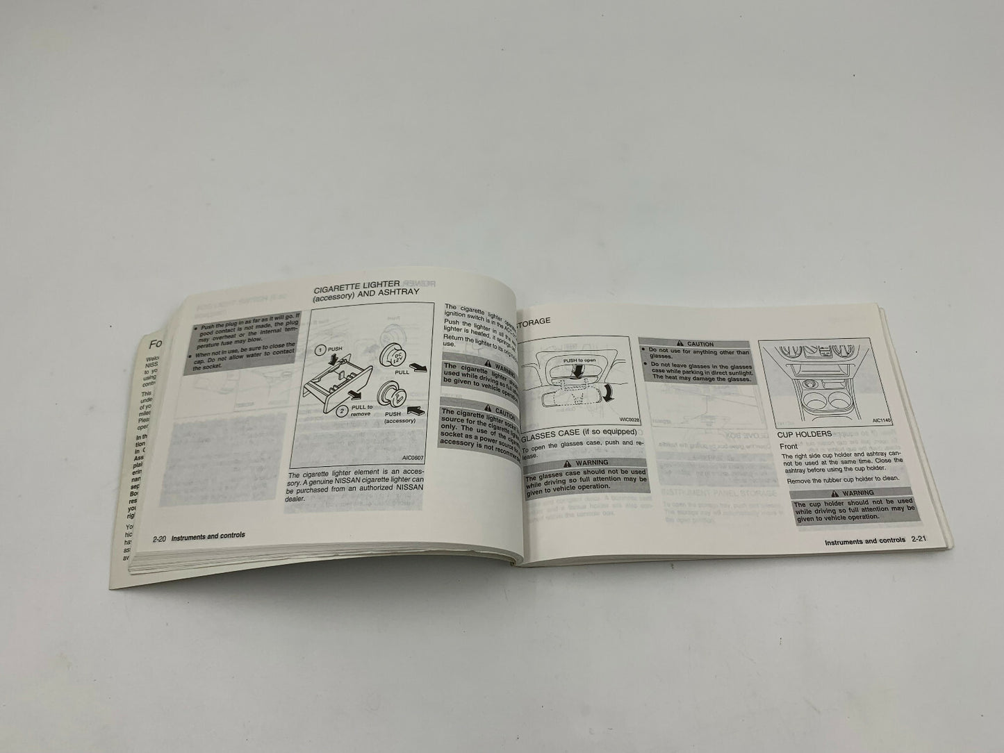 2001 Nissan Sentra Owners Manual OEM C04B30043