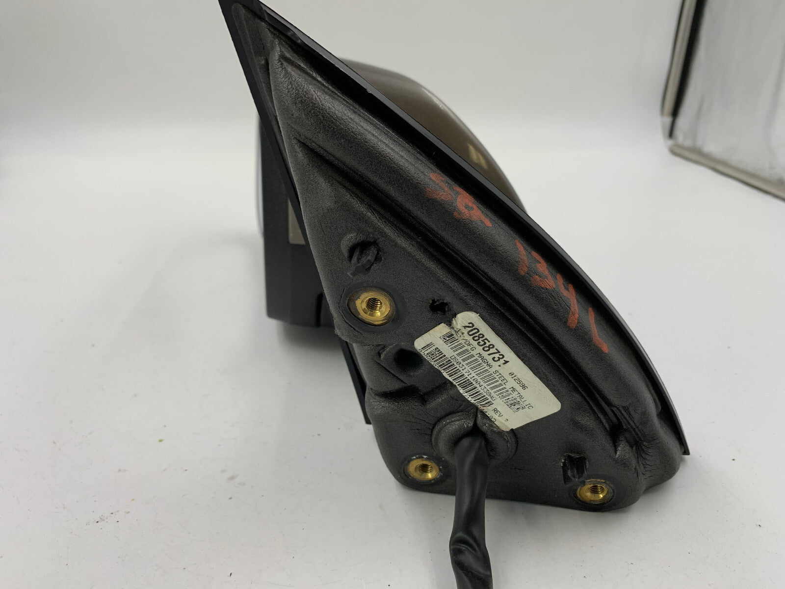 2010-2011 GMC Terrain Driver Side View Power Door Mirror Gray OEM C04B58001