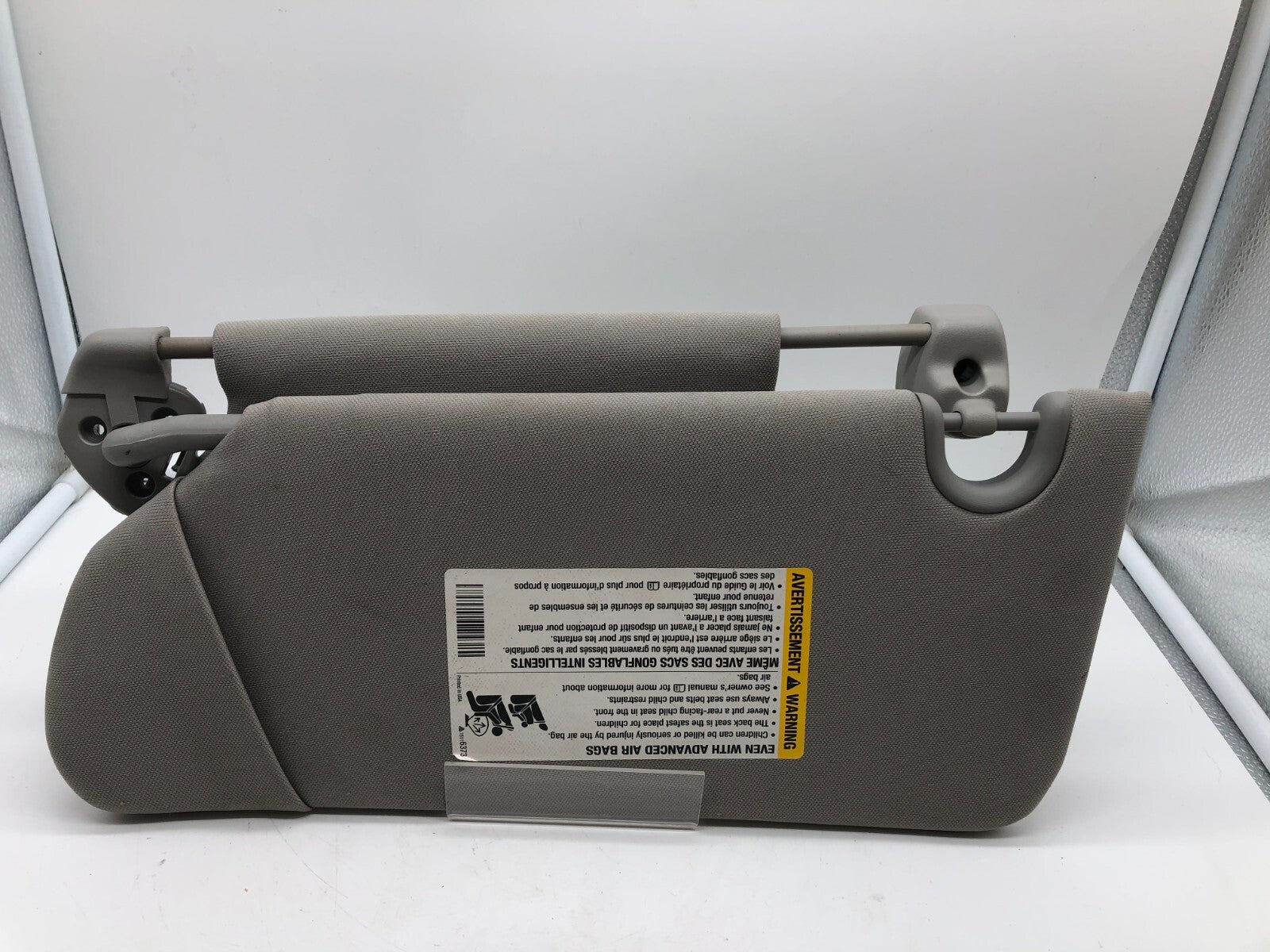 2008-2011 Cadillac DTS Passenger Sun Visor Gray Illuminated OEM A02B16010