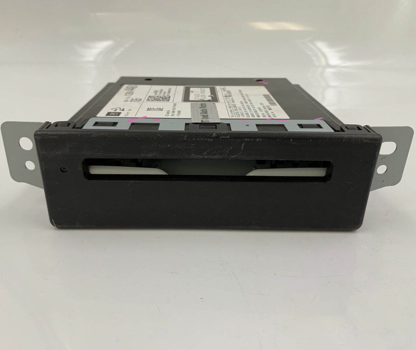 2016 Cadillac SRX AM FM CD Player Radio Receiver OEM D03B18008