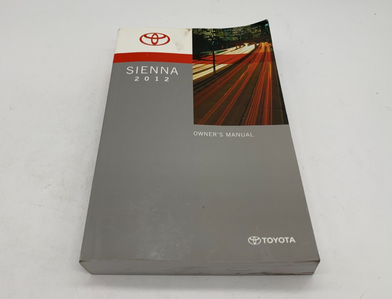 2012 Toyota Sienna Owners Manual OEM