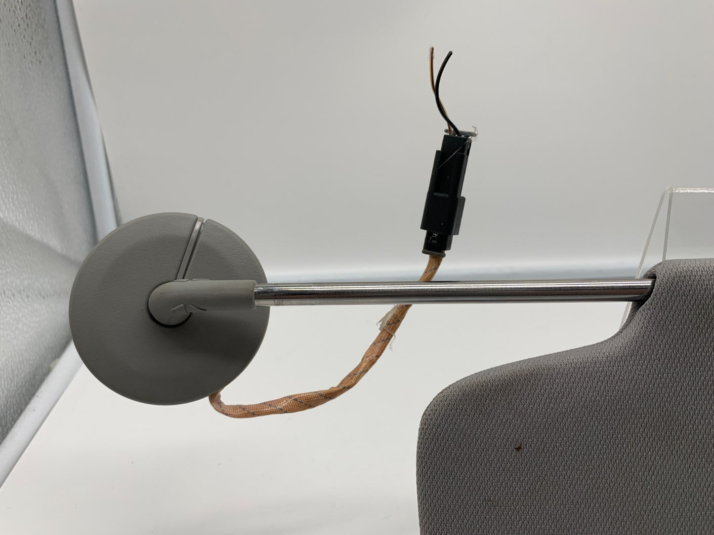 2018-2023 GMC Terrain Passenger Sun Visor Gray Illuminated OEM E02B32056