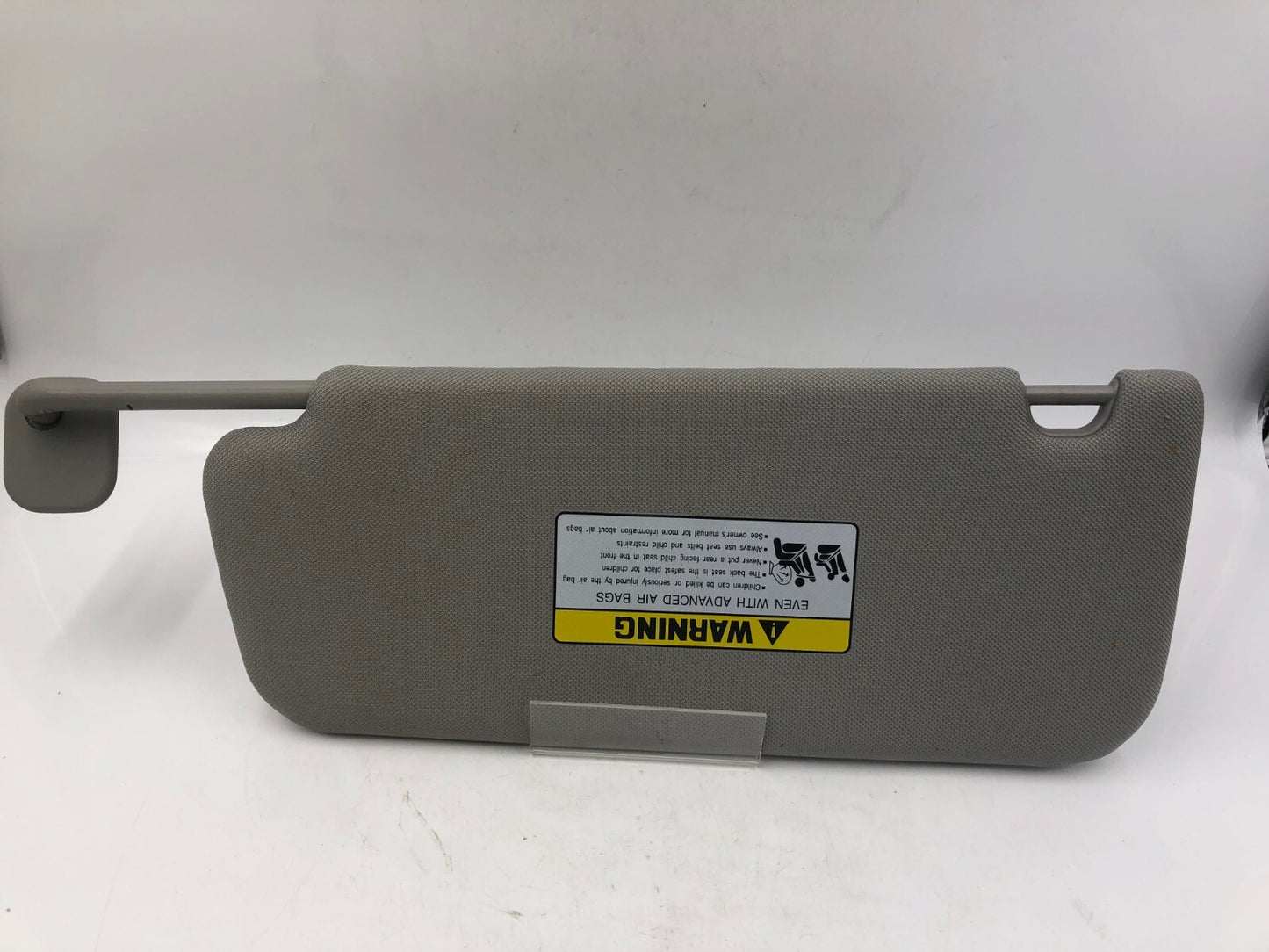 2019-2021 Hyundai Santa Fe Passenger Sun Visor Illuminated Gray OEM A02B06039