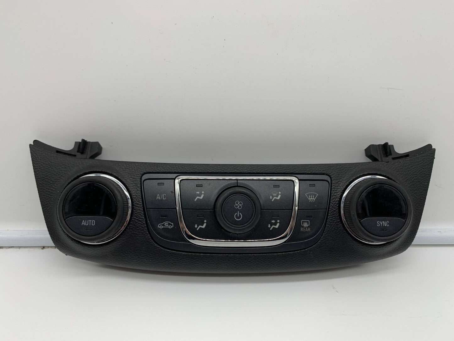 2014-2020 Chevrolet Impala AC Heater Climate Control Unit OEM C03B59006