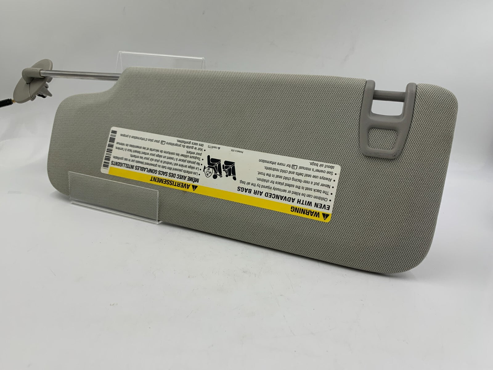 2013-2016 Chevrolet Malibu Passenger Sun Visor Gray Illuminated OEM C04B32028