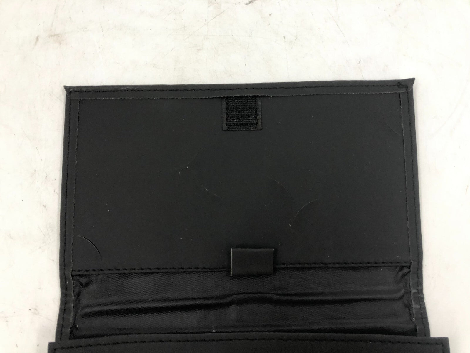 2015 Chrysler 200 Owners Manual with Case OEM C03B68011