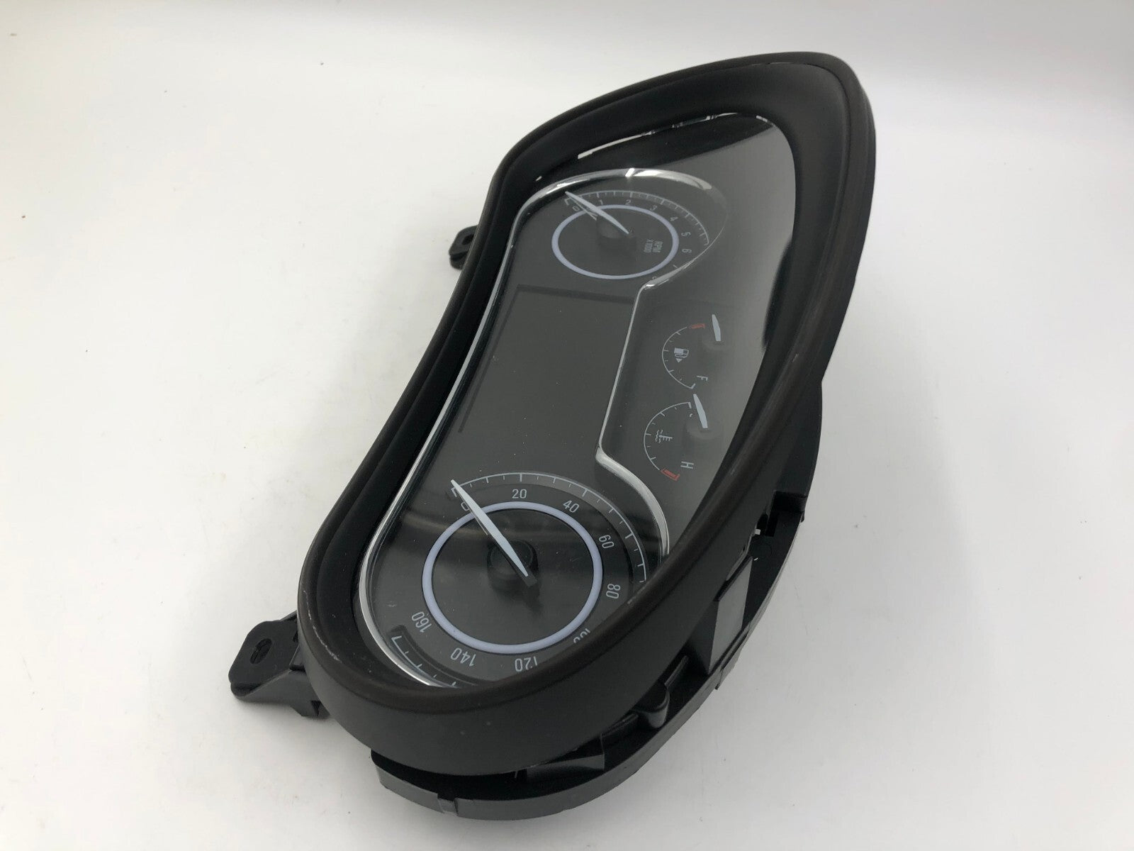 2015 Buick Regal Speedometer Instrument Cluster 12231 Miles OEM D04B10035