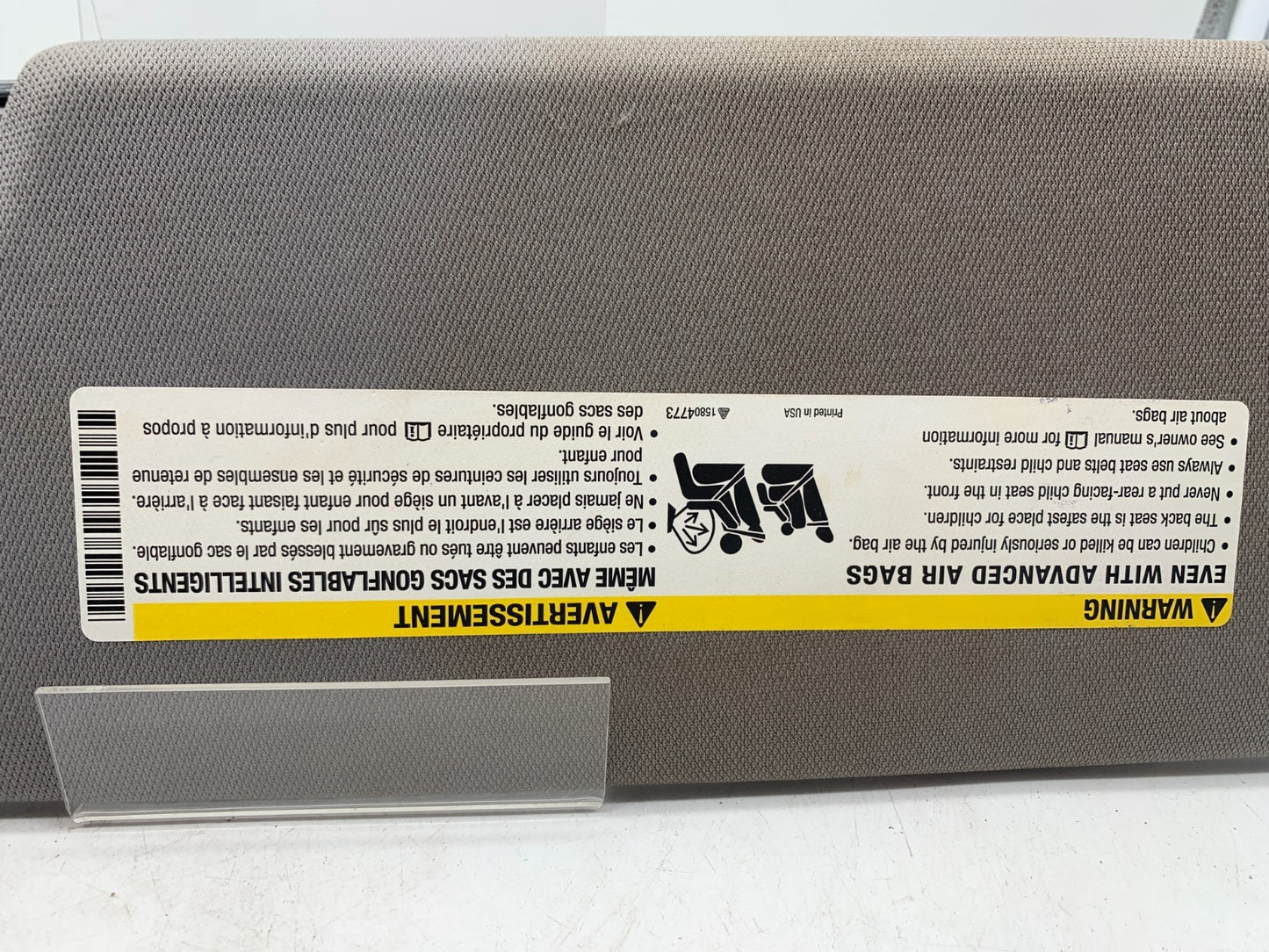 2016-2023 Chevrolet Malibu Passenger Sun Visor Gray Illuminated OEM A04B52037