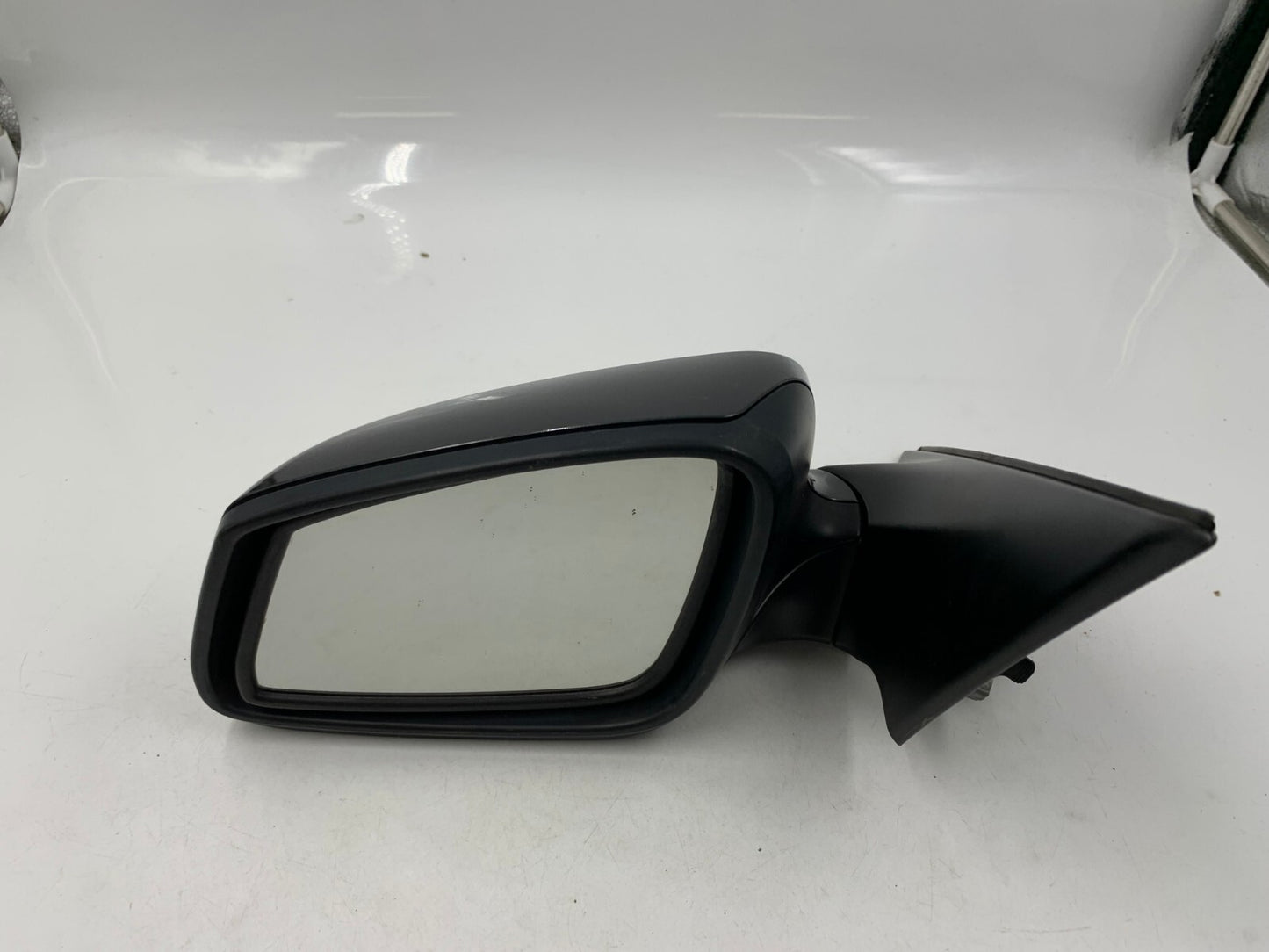 2011-2012 BMW 528i Driver Side View Power Door Mirror Black OEM D04B18081