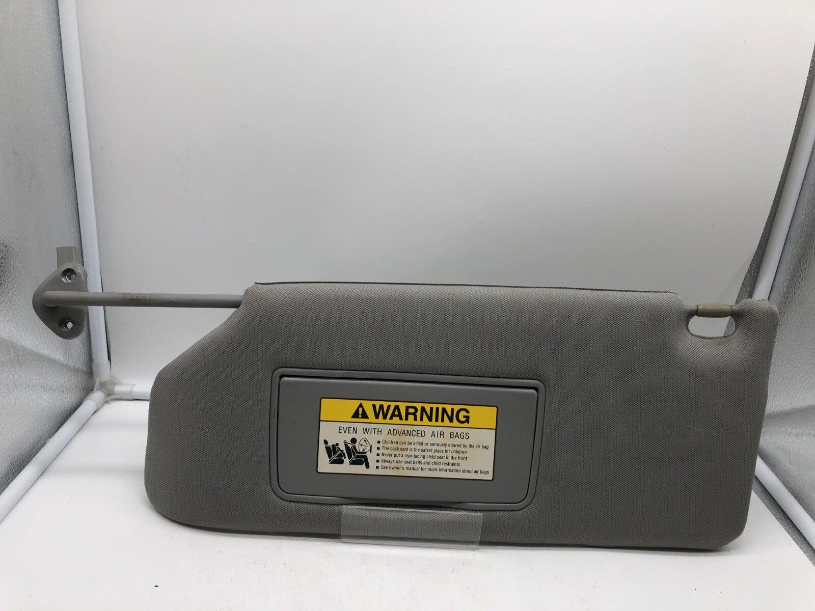 2006-2010 Honda Odyssey Driver Sun Visor Gray Illuminated OEM A02B19004