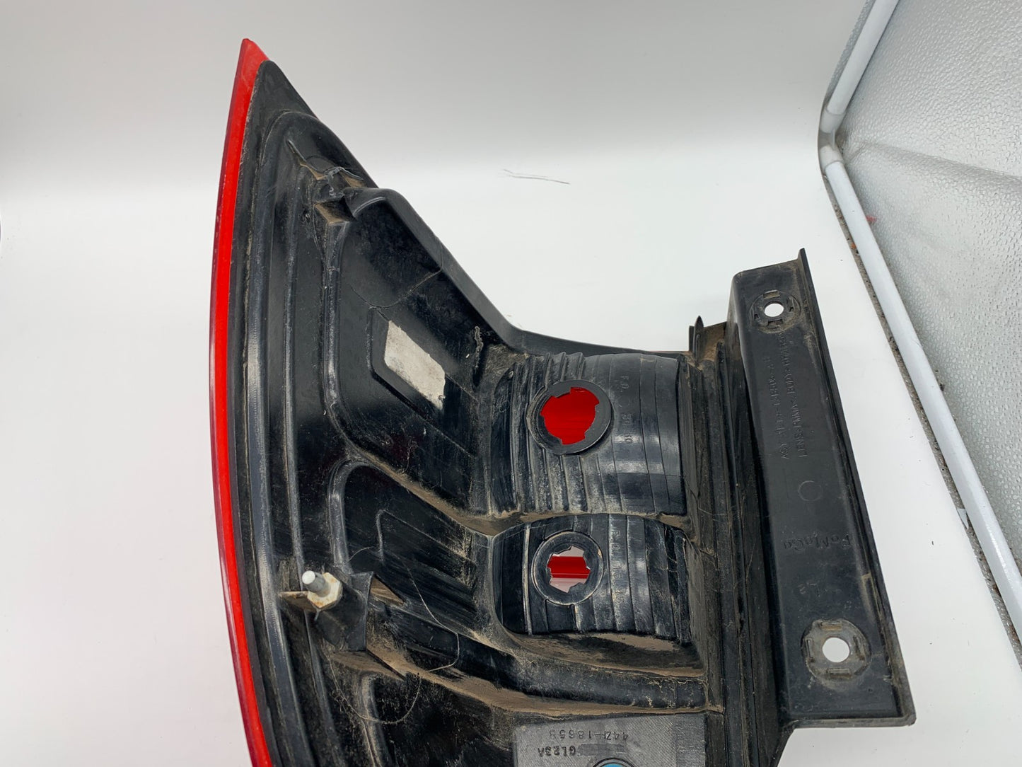 2007-2017 Ford Expedition Driver Tail Light Taillight OEM B02B02004