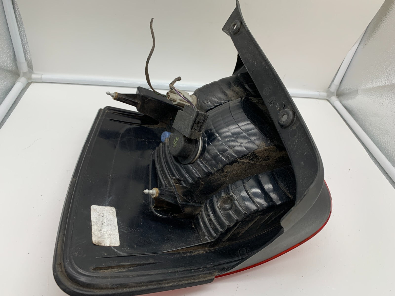 2008-2012 Ford Escape Driver Side Tail light Taillight OEM D03B68002