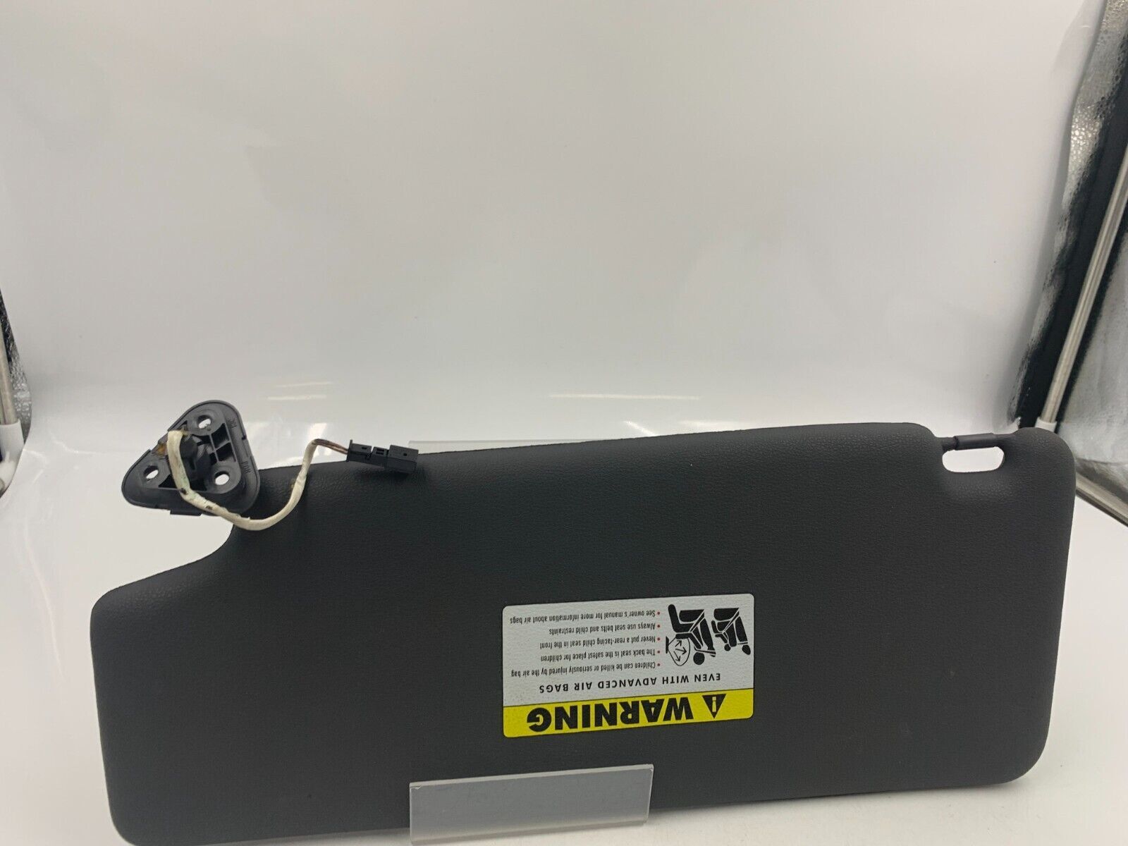 2004-2005 BMW X3 Passenger Sun Visor Charcoal Illuminated OEM B03B52089