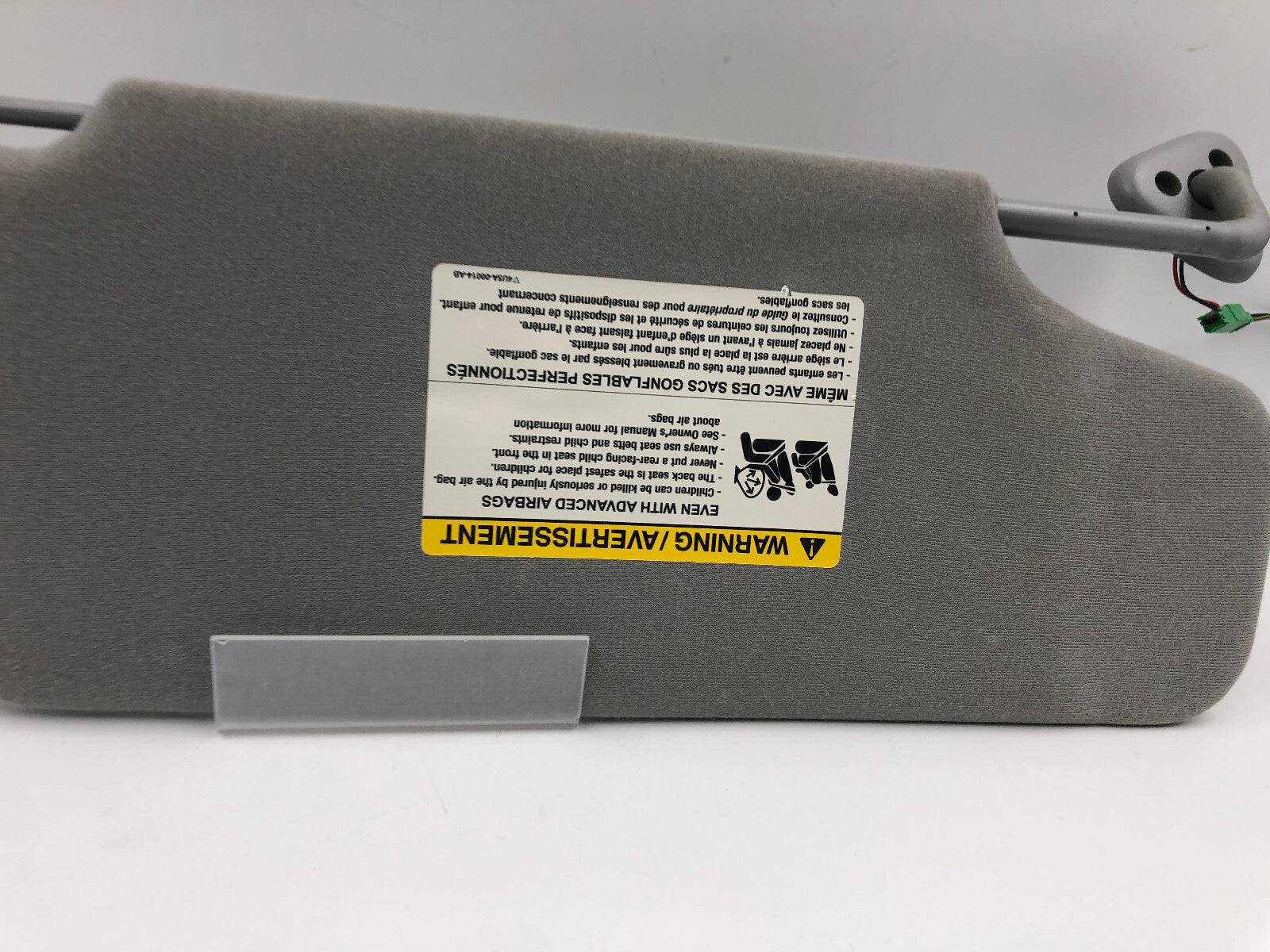 2005-2007 Ford Freestyle Driver Sun Visor Gray Illuminated OEM D04B28004