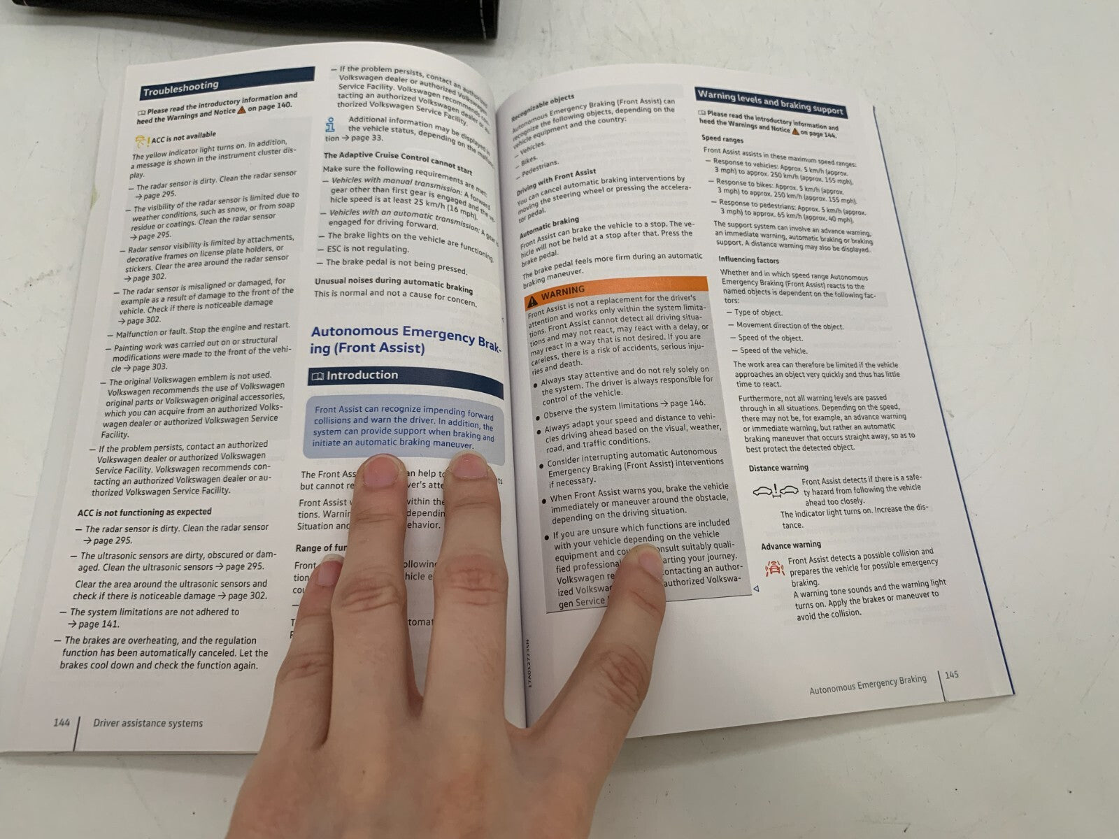 2024 Volkswagen Jetta GLI Owners Manual Set with Case OEM D01B60012