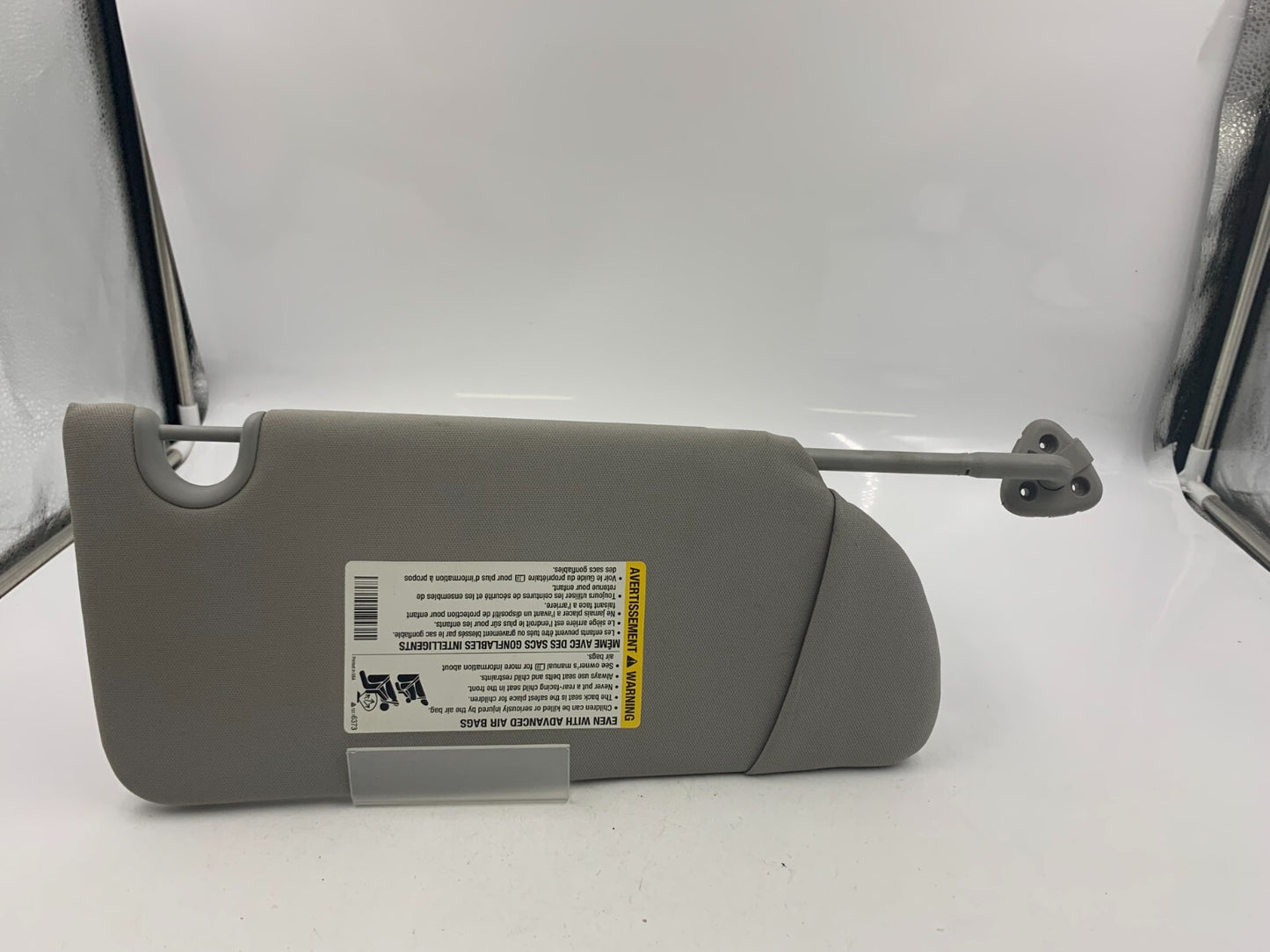 2006-2011 Buick Lucerne Driver Sun Visor Gray OEM D03B19010