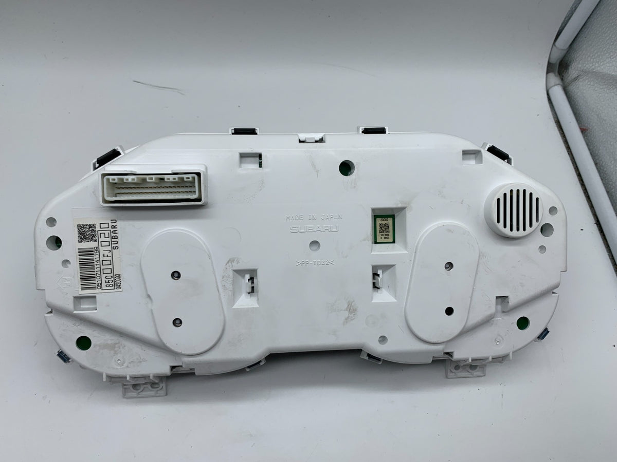 2014-2015 Subaru XV Crosstrek Hybrid Speedometer Cluster 47065 Miles  C02B38003