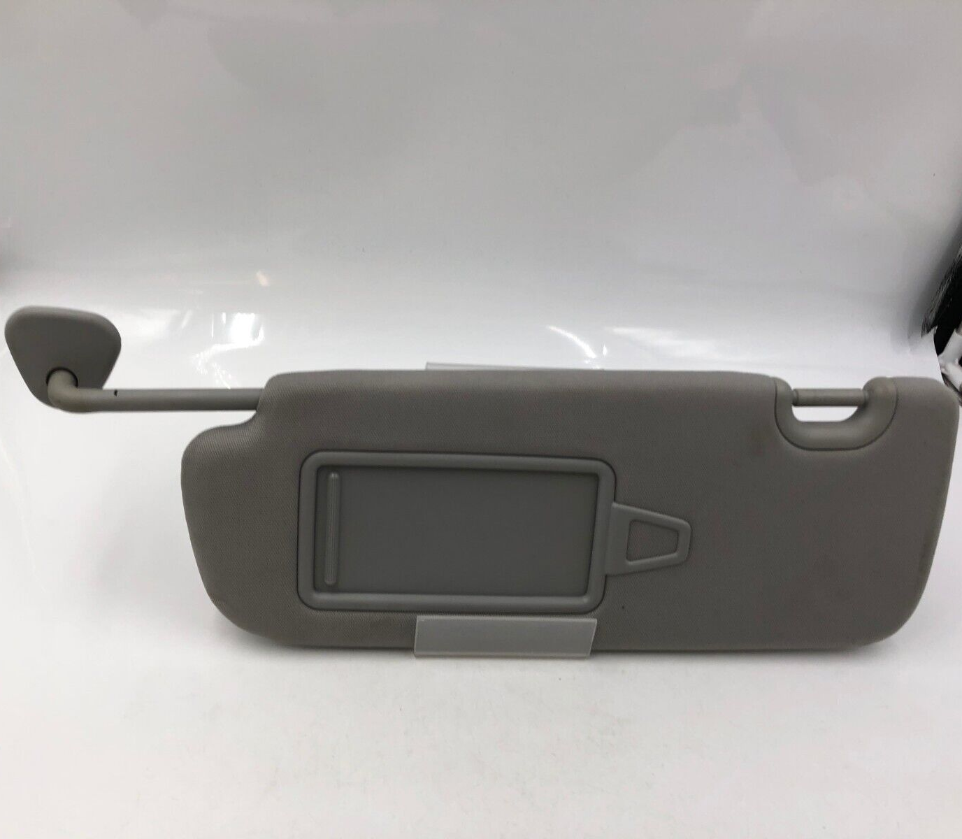 2013-2018 Hyundai Santa Fe Driver Sun Visor Beige Illuminated OEM A03B02025