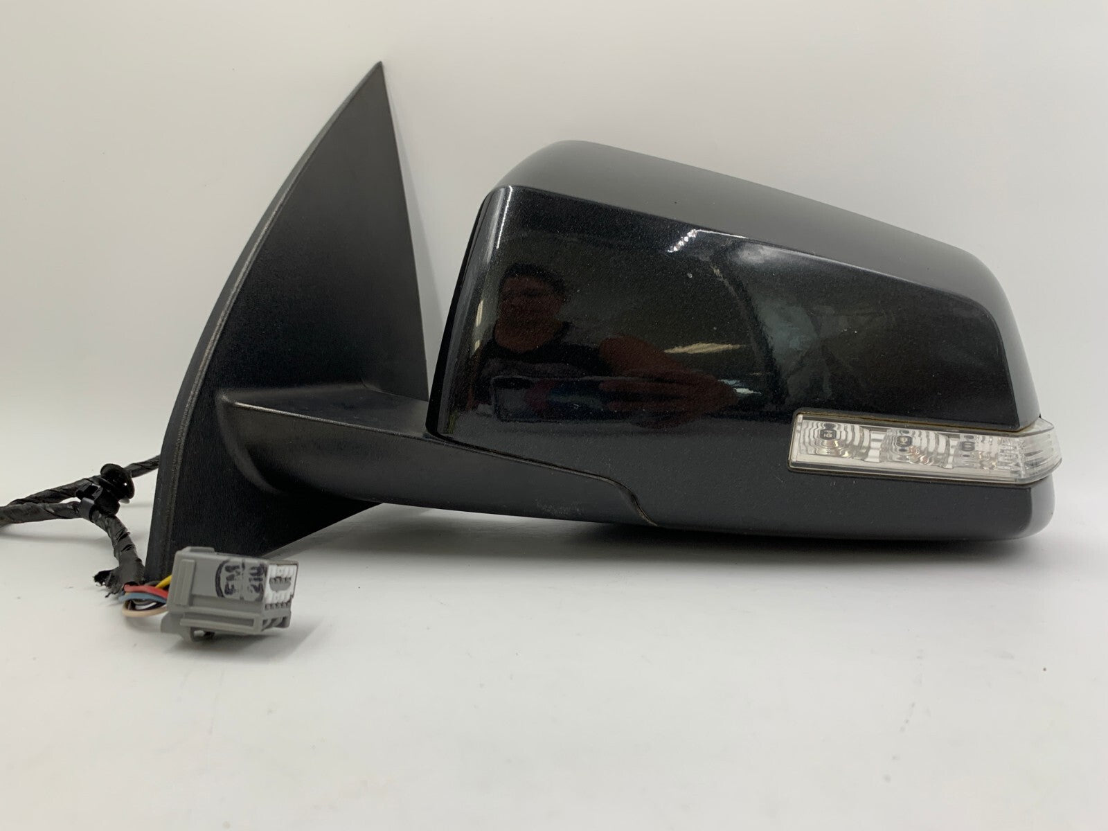 2009-2014 Chevrolet Traverse Driver Power Door Mirror Black OEM B02B54001