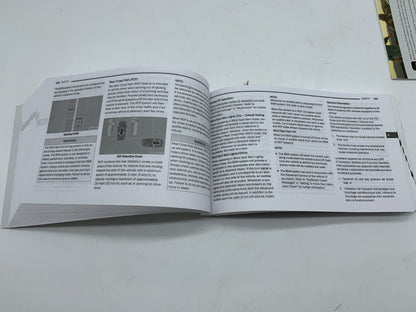 2018 Chrysler Pacifica and Voyager Owners Manual Set OEM B01B22009