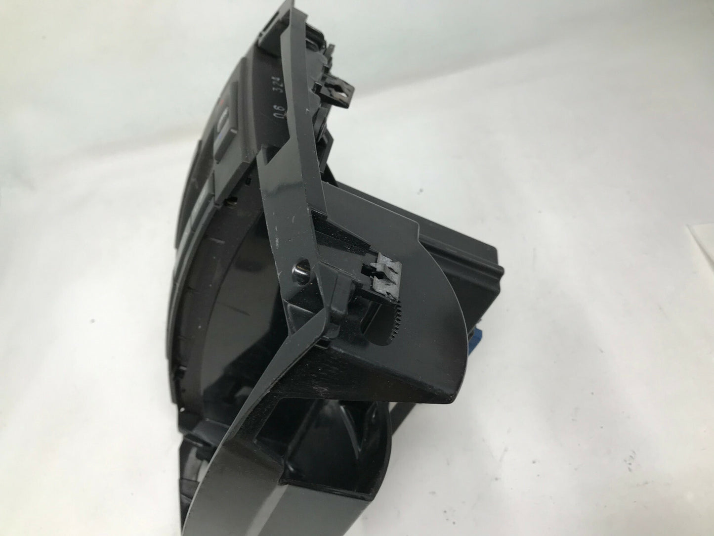 2007 Cadillac CTS AC Heater Climate Control Unit OEM D02B40001