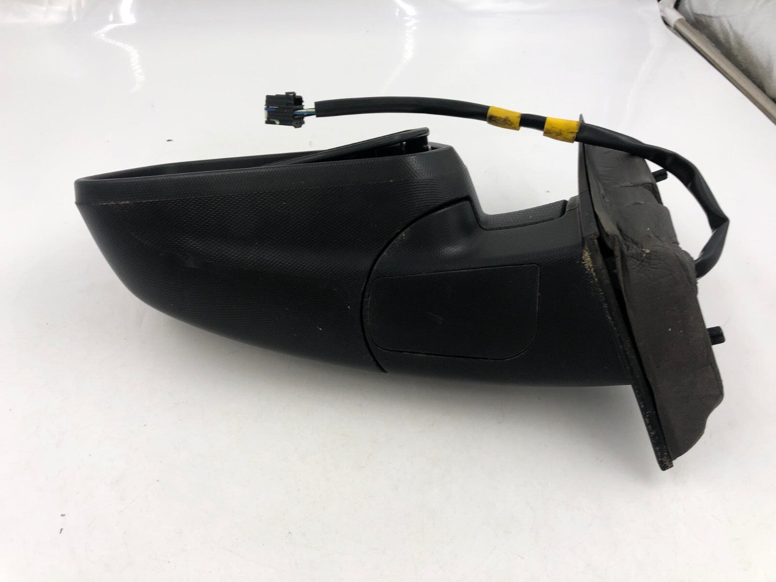 2011-2014 GMC Terrain Driver Side Power Door Mirror Gray OEM E03B64004